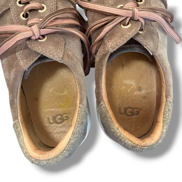 UGG Milo suede lace up sneakers Women's size 10 - Picture 7 of 10